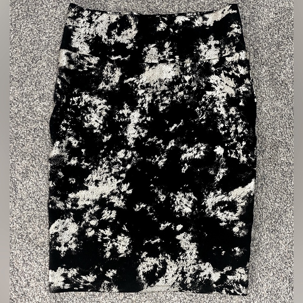 Lularoe Cassie skirt